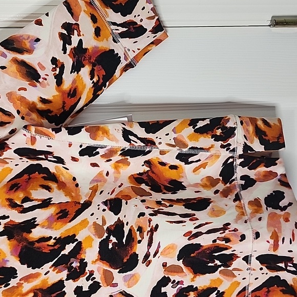 PLUS SIZE WESTBOUND WOMAN'S TOP - Picture 5 of 10